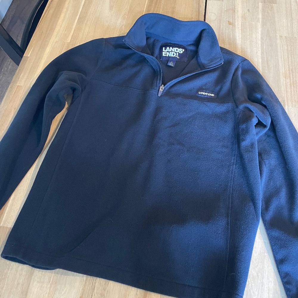 Men’s Land’s End navy blue fleece pullover - small